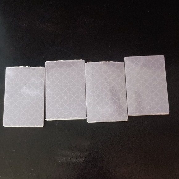 Classic Playing Cards Set - Picture 2 of 2